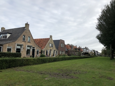 foto dorp schiermonnikoog