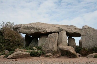 foto dolmen de kerno boglieux zuiden ile aux moines